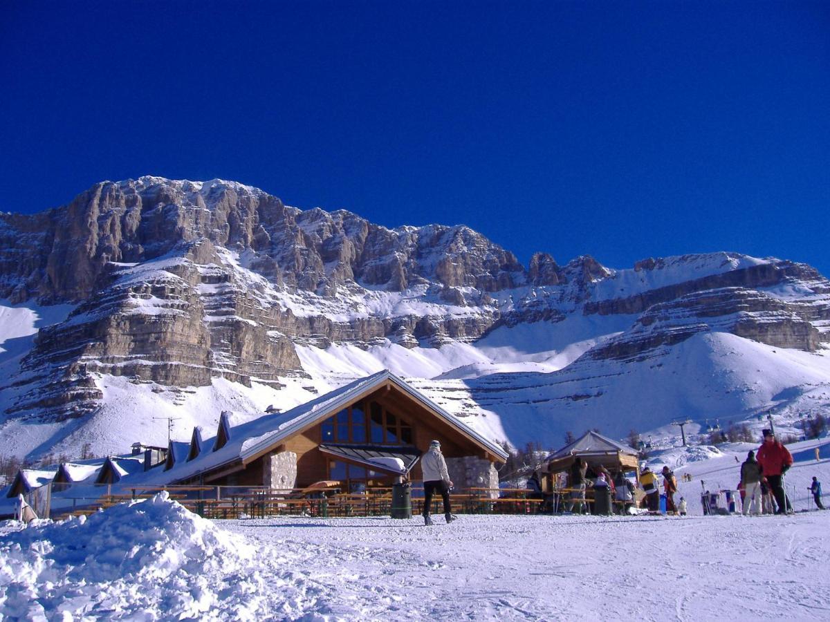 Spinale Casa In Centro, Arrivi Con Gli Sci! Sanificazione A Vapore Madonna di Campiglio Exterior photo